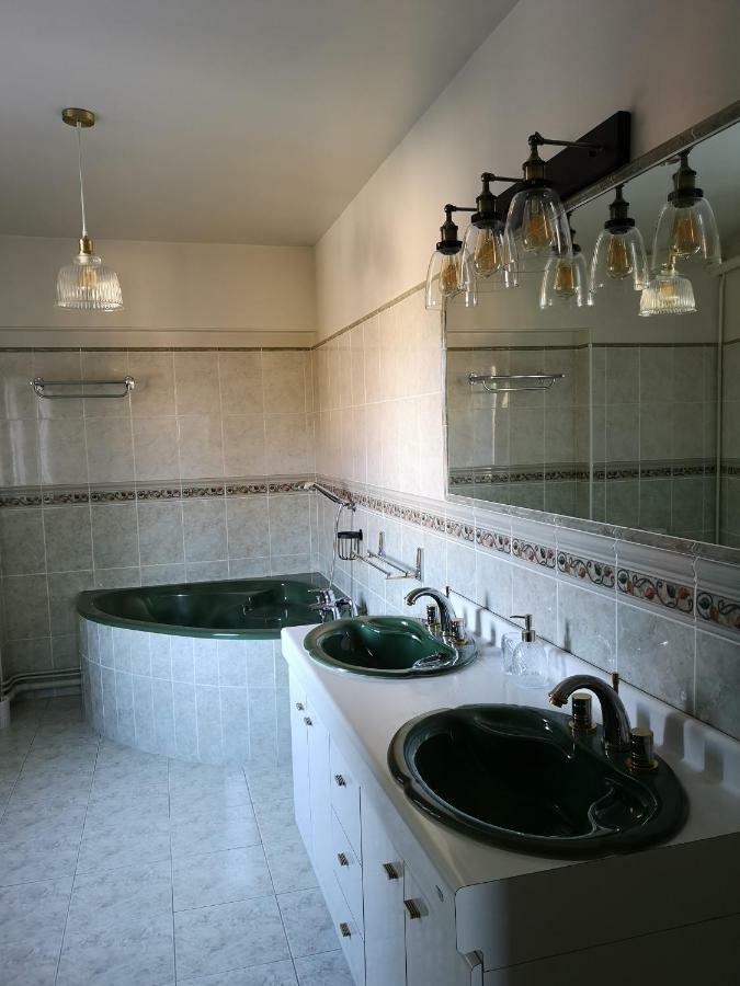 Le Clos Des Fees Asnieres-sur-Oise Luaran gambar
